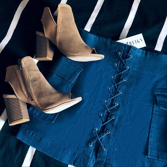 Francine Denim Skirt - Picture 2 of 8